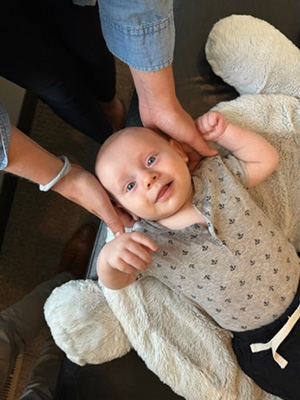 Chiropractic Minnetonka MN Happy Baby